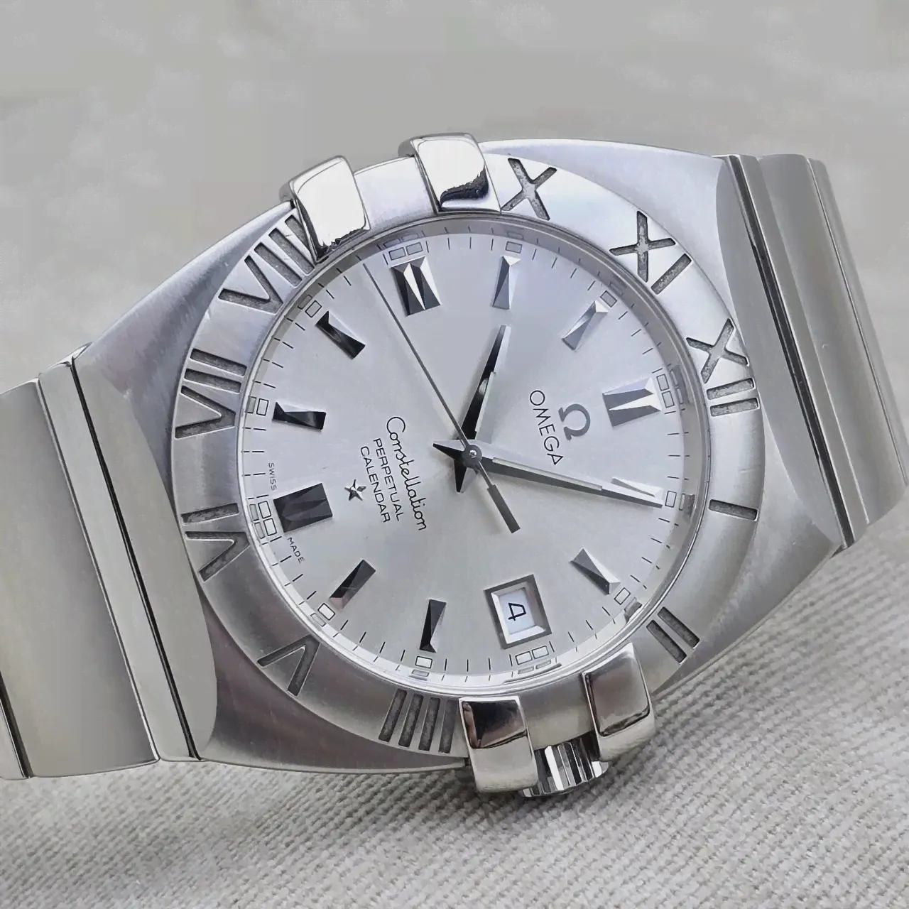Omega Constellation Double Eagle Perpetual-0